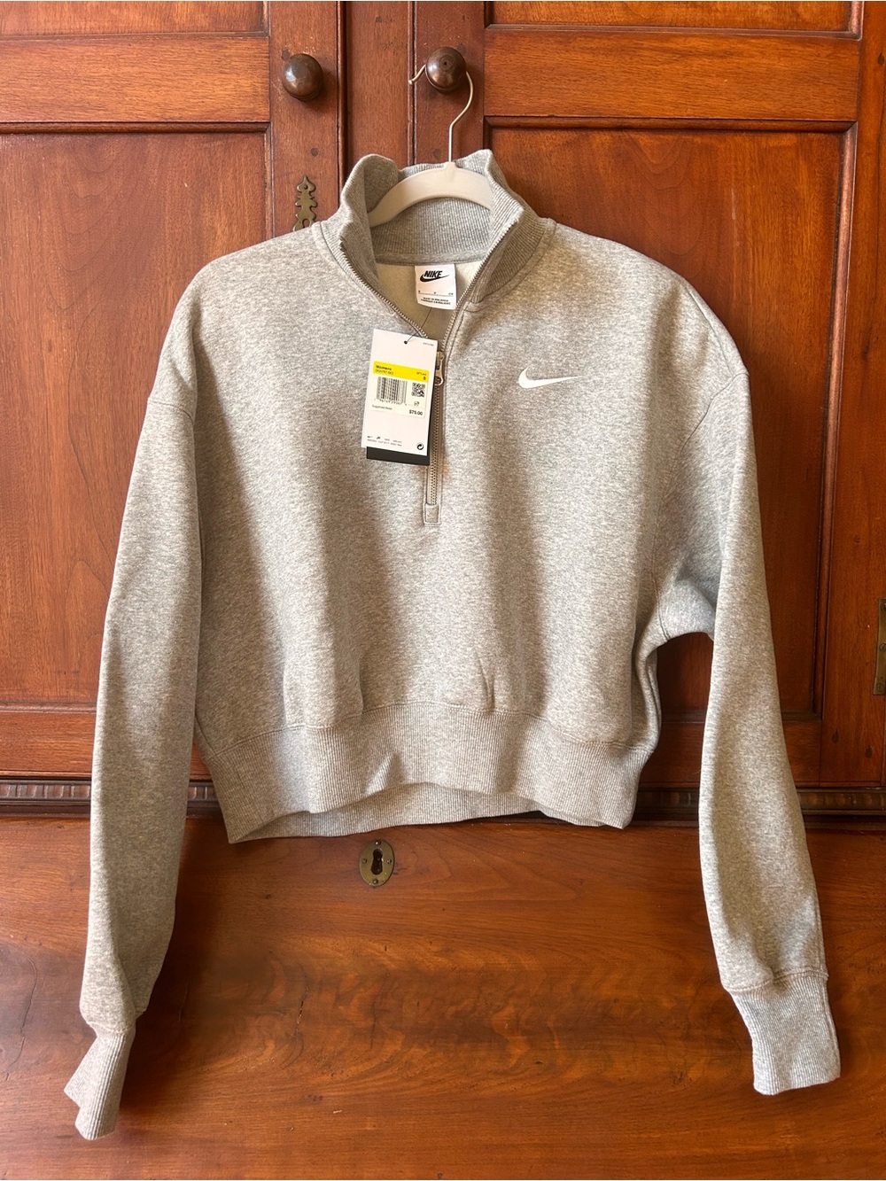 Nike Women's Light Gray Quarter-Zip Cropped Sweatshirt